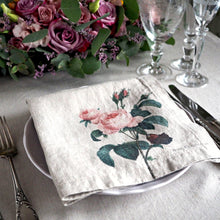 Load image into Gallery viewer, Set of 6 Garden Flowers Napkins.