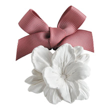 Load image into Gallery viewer, Box of 5 scented decorative plasters.