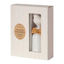 Load image into Gallery viewer, Bel Oiseau 200 ml Home Fragrance Diffuser - Mandarin Flower.