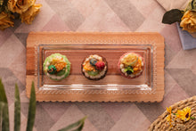 Load image into Gallery viewer, Crystal pearl serving plate 30x12x3cm..