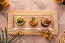 Load image into Gallery viewer, Crystal pearl serving plate 30x12x3cm..