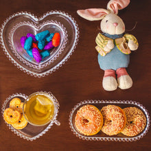 Load image into Gallery viewer, Pearl Oval Crystal Plate.