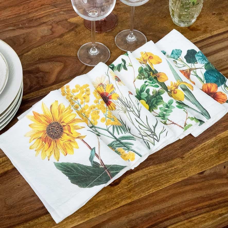 Set of 6 Yellow Flowers Napkins.