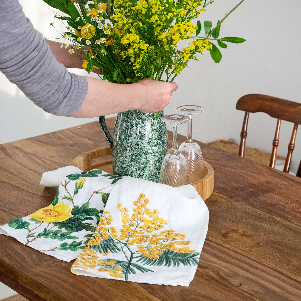 Set of 2 Mimosa & Rose Kitchen Towels.