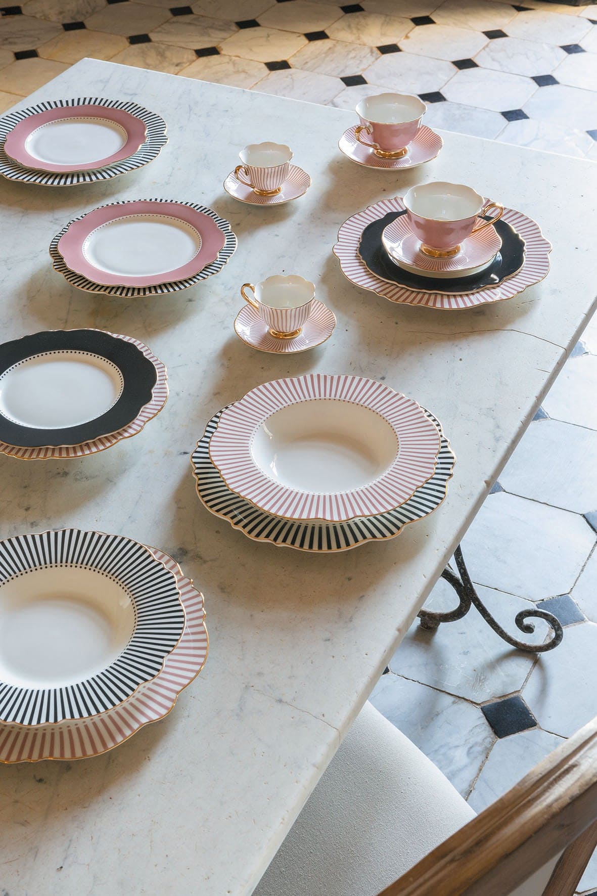 Dinner Plate Mrs.Recamier - Pink.