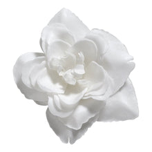 Load image into Gallery viewer, Box of 3 White Flowers Soap in Petals
