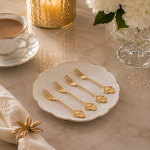 Load image into Gallery viewer, Set of 4 Stainless Steel Golden Key Cake Forks – 13.2 cm
