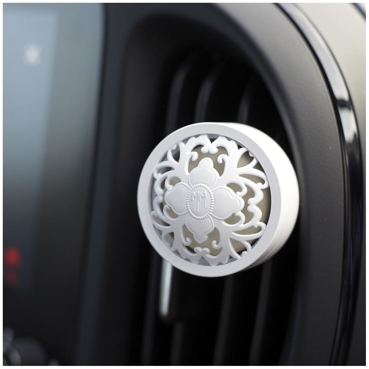 Car fragrance diffuser Perfumed getaways -Precious Bouquet.