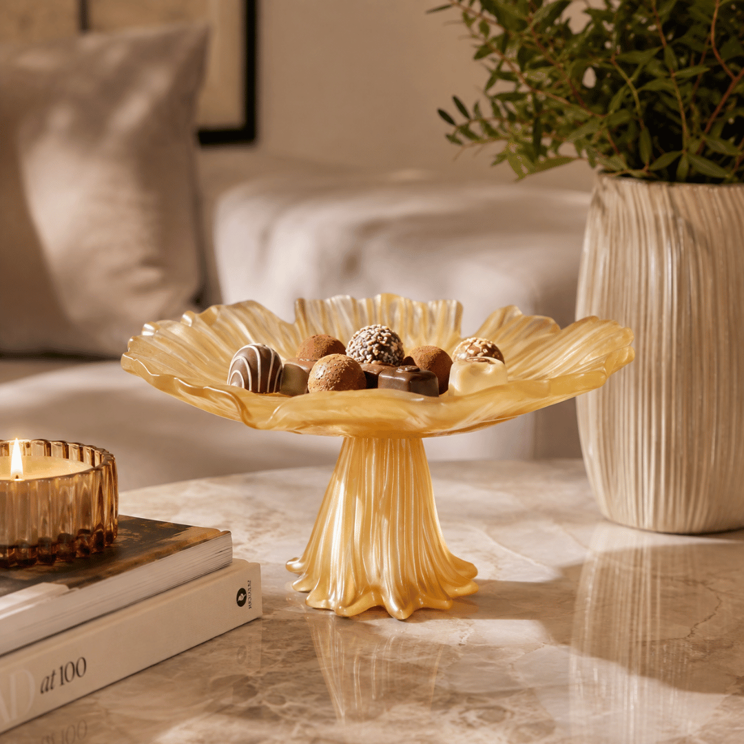 Gold Flower Elevated Serving Stand – 27 × 14 cm – image 3 | House Art