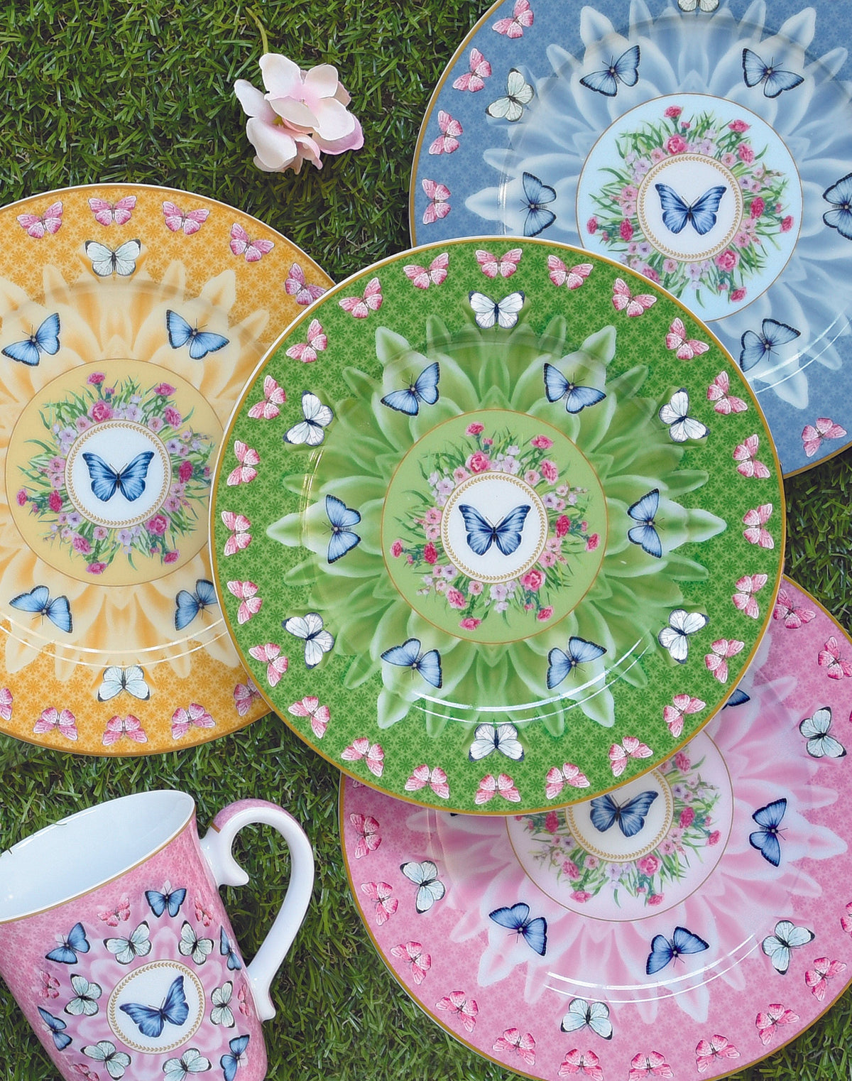 Set 4 Dessert Plates Spring Parade.