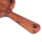 Wooden Board with a Porcelaine Plate 28x17x3cm.