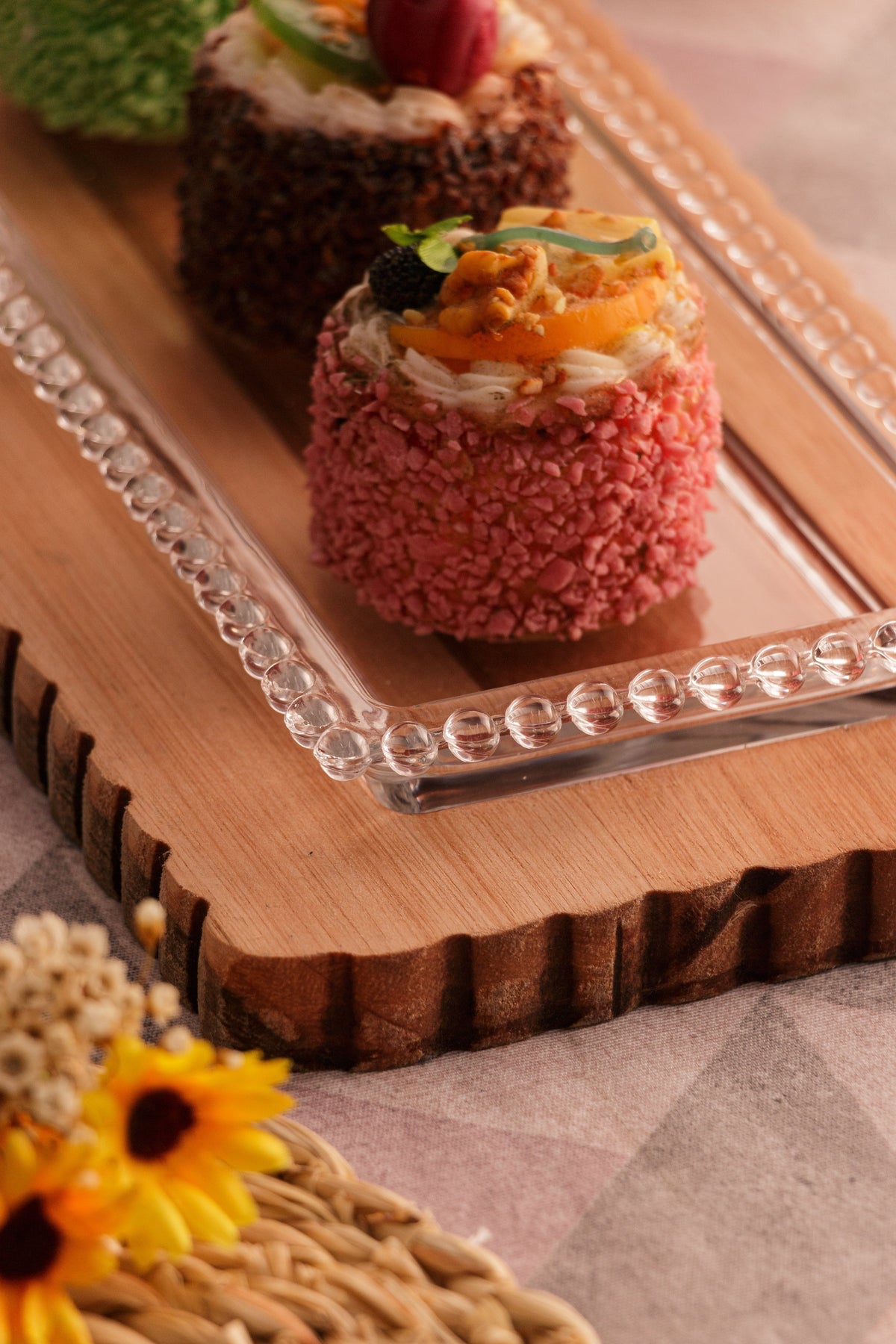 Crystal pearl serving plate 30x12x3cm..