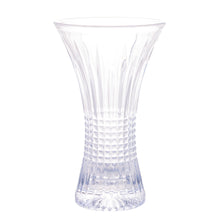 Lade das Bild in den Galerie-Viewer, Queen Crystal Vase

