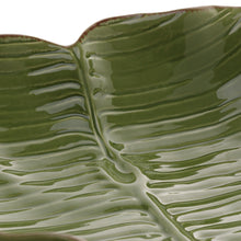 Lade das Bild in den Galerie-Viewer, Servierplatte aus Keramik mit Bananenblatt-Motiv
